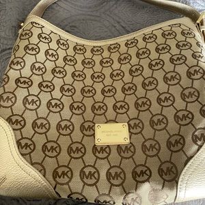 Michael Kors hobo purse